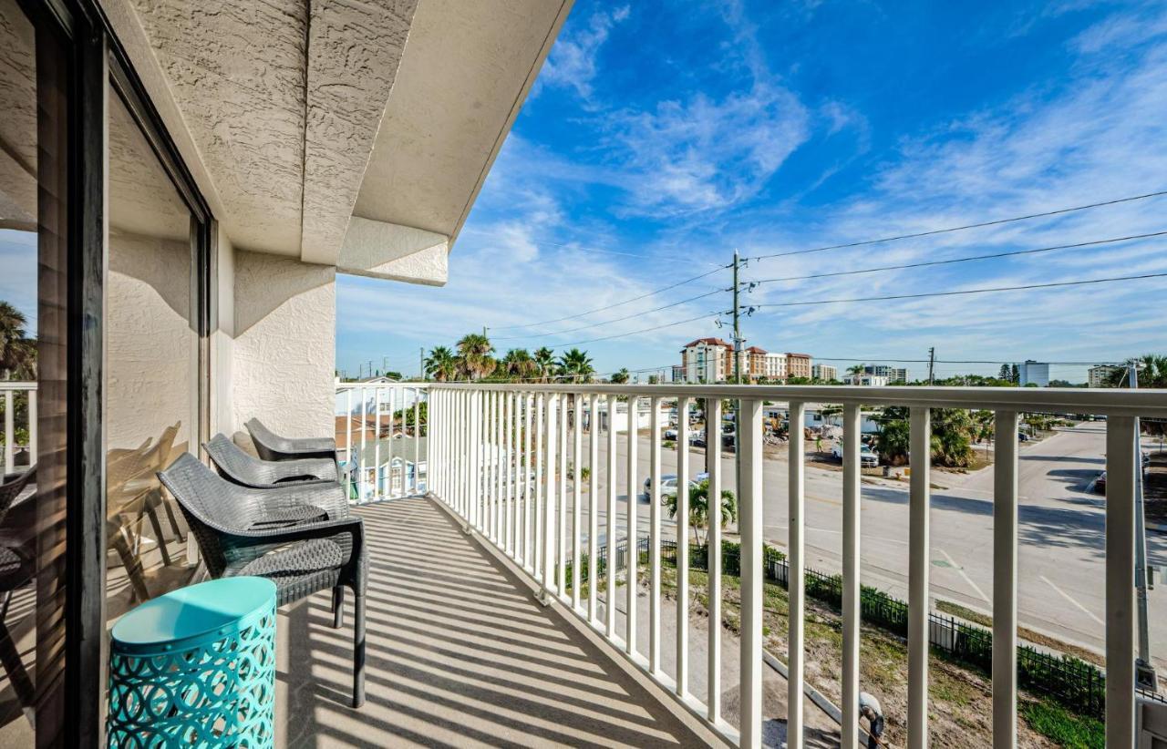Fins Up In Clearwater Beach Exterior photo